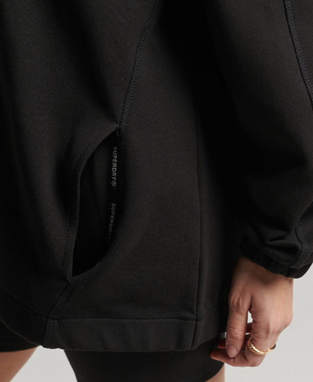 Code Tech Oversized hættetrøje