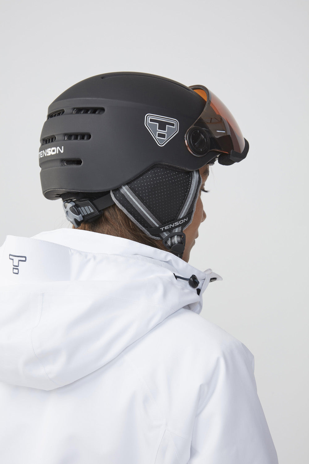 Nano Visor skihjelm