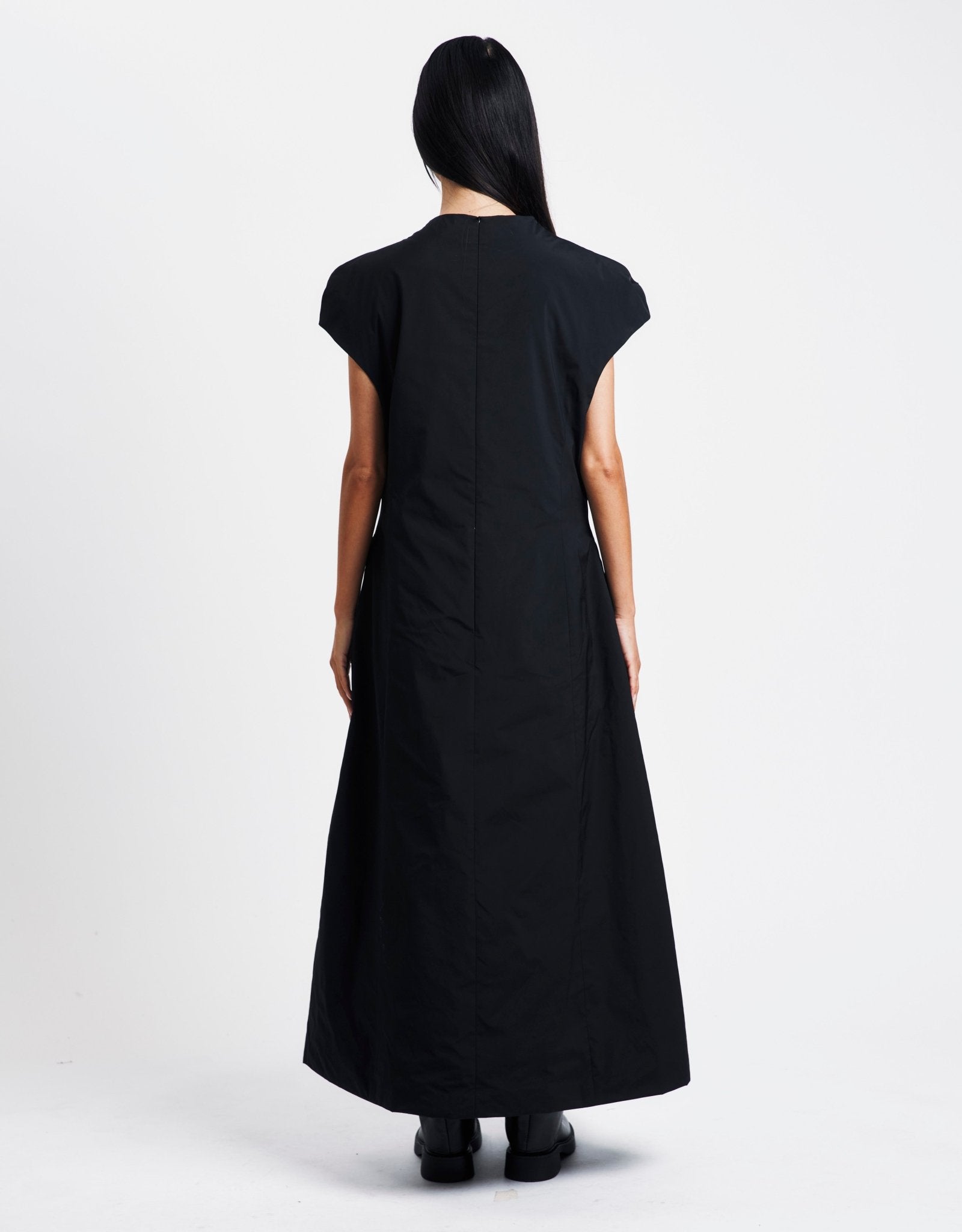 Amomento Taffeta Mock Neck Volume Dress | Rezet Store