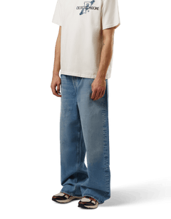Low Slung Baggy Jeans