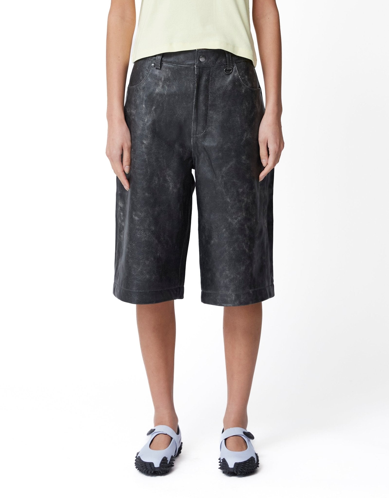 oval square Bold Leather Shorts - Rezetstore