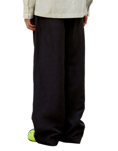 Classy Oversized Two-Tuck Trousers