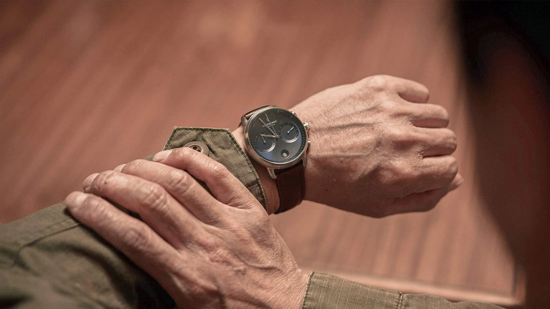 How automatic watches work: the timeless art of self-winding timepieces