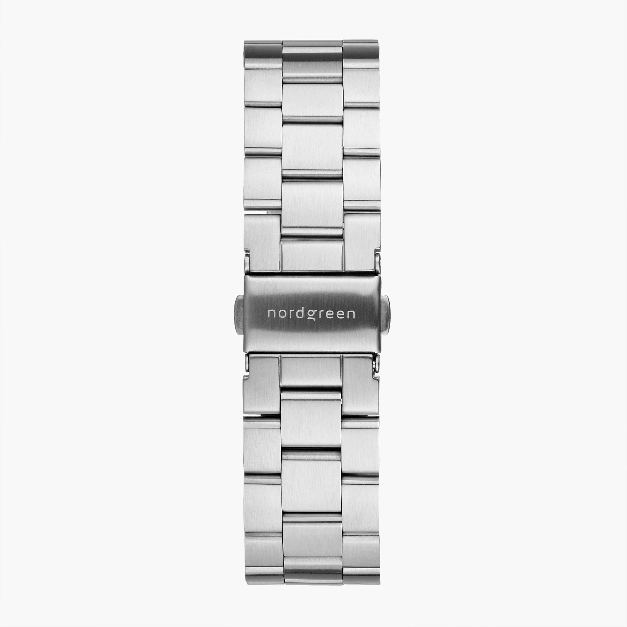 Nordgreen Pioneer Chronograph | 42mm Silver Link