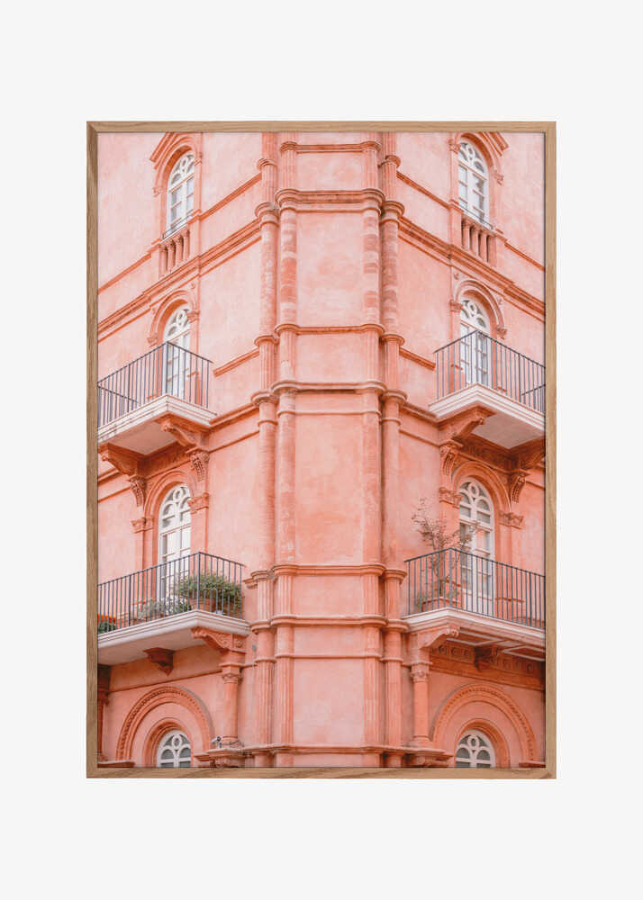 Pastel Pink Umbria | Italy travel photography