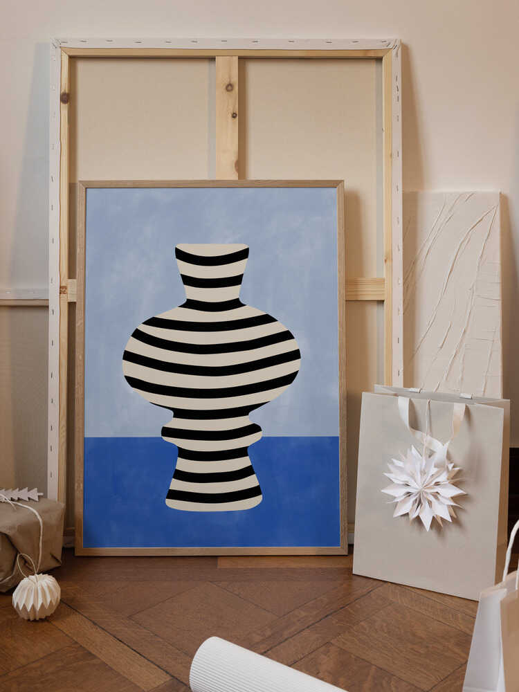 Striped Vase Illusion