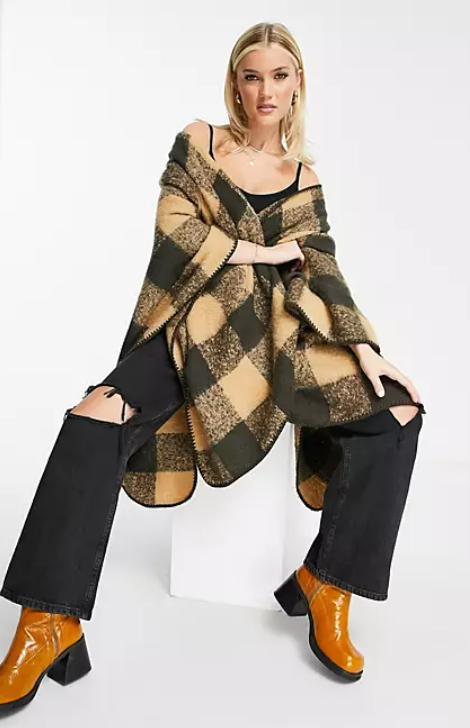 Pieces polyester cape poncho in camel check - MULTI