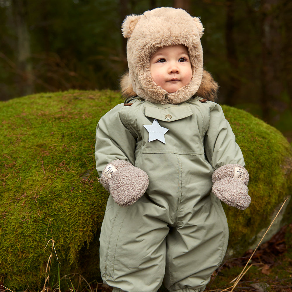 柔らかい MATWISTI fleece lined snowsuit fur. GRS スキー
