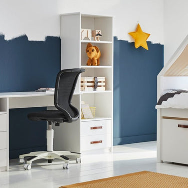 Cool kids Bookcase Cool Kids Furniture LIFETIME Kidsrooms