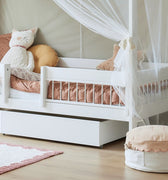 LIFETIME Kidsrooms Bed Front White Small Bed Rail with Bars