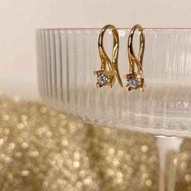 Kleopatra ørebøjle 0,30 ct. W/SI - 14 kt. Guld fra Scrouples Kleopatra