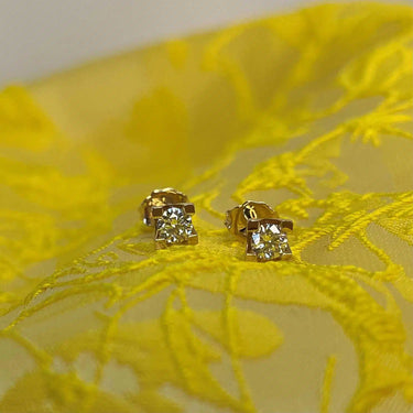 Kleopatra Ørestikker m. 0,50 ct. H-W/SI - 14 kt. Guld