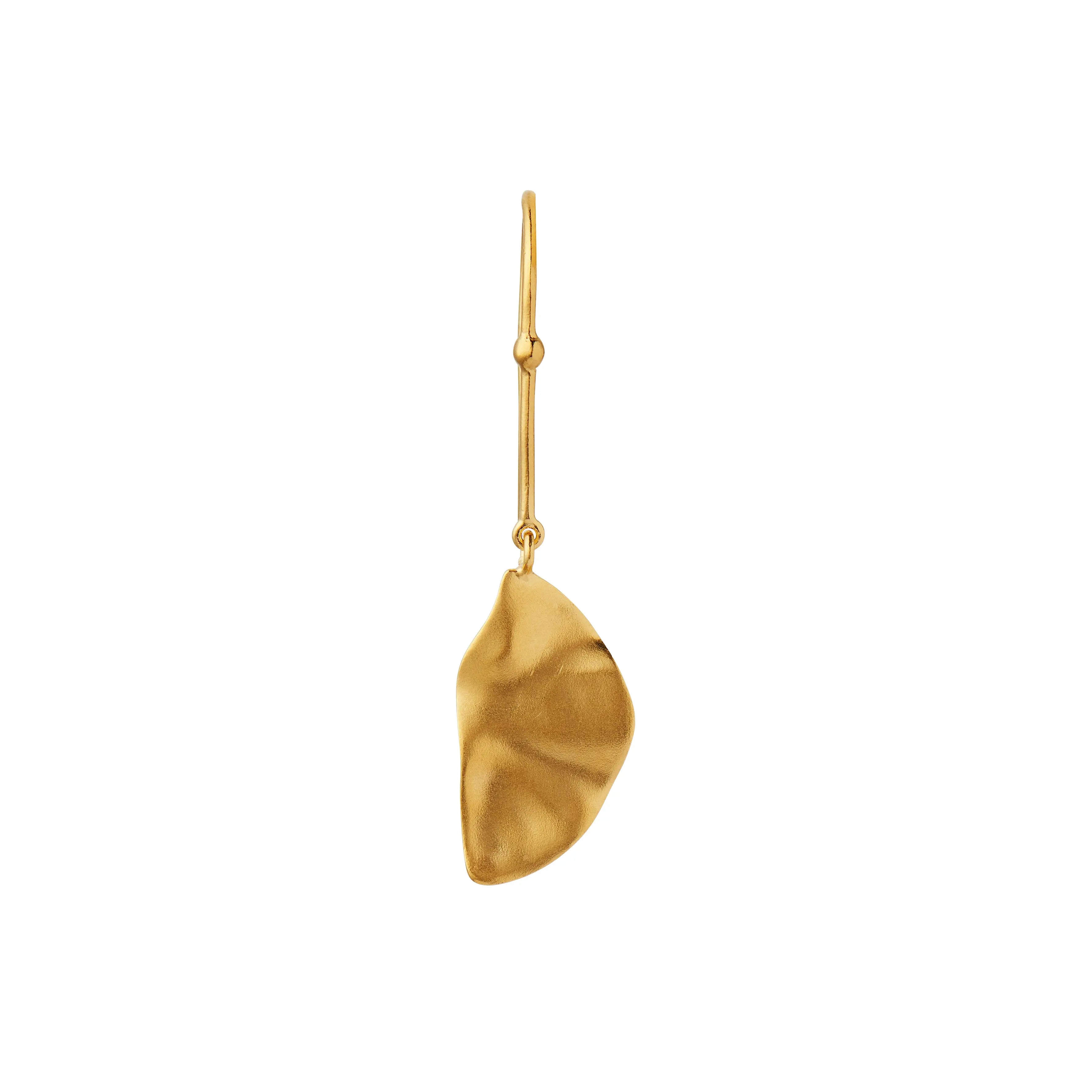 hook with golden reflection moon earring right fra Stine A Jewelry