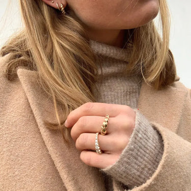 Swirl creoler - 14 kt. Guld fra Mads Z Gold Label
