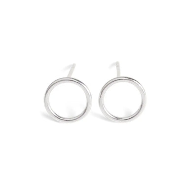 Circle Small ørestik - Sølv fra Lush Lush Jewelry