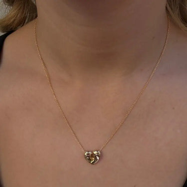 Julietta Vedhæng - 8 kt. fra Mads Z White Label Guld