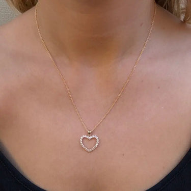 Rhianna Vedhæng - 8 kt. fra Mads Z White Label Guld
