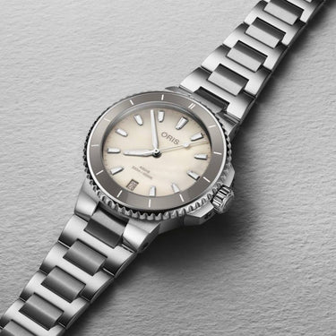 Aquis Date 73377924151MB fra Oris
