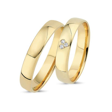 8kt. Vielsesring med 3x0,01ct. W-si