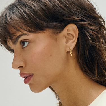 Feminine Power Charm - Forgyldt