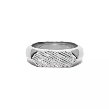 IX Mini Brushed Hexagon ring - Sølv fra Ix Studios