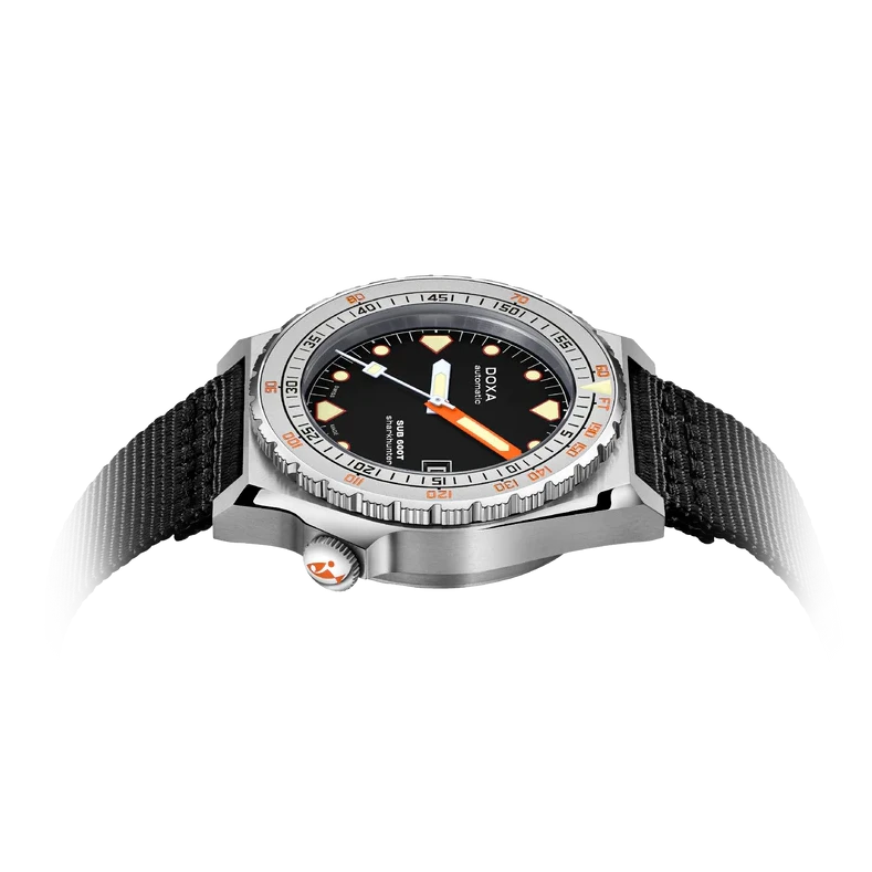Sub 600T Sharkhunter  862.10.101.20 fra Doxa