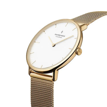 NativeR // 28mm // Gold // Gold Mesh // White Dial fra Nordgreen
