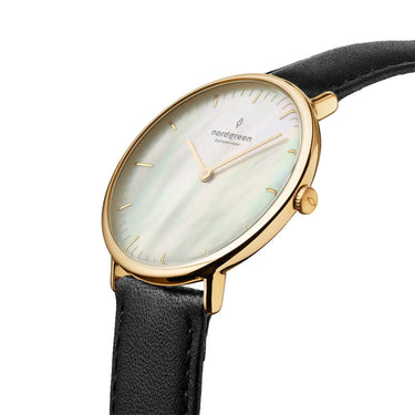 Native // 32mm // gold // mp black strap fra Nordgreen