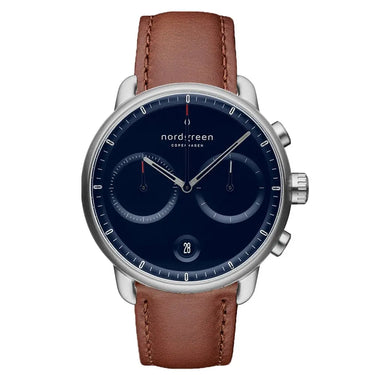 Pioneer // 42mm // Silver // Leather // Brown // Navy fra Nordgreen