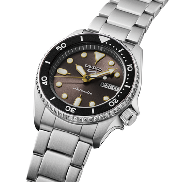5 Sport SKX Series SRPL79K1