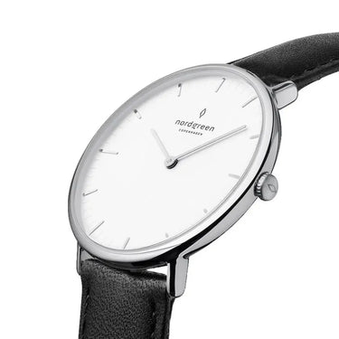 NativeR // 32mm // Silver // Black Leather // White Dial fra Nordgreen