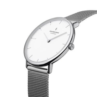 NativeR // 32mm // Silver // Silver Mesh // White Dial fra Nordgreen