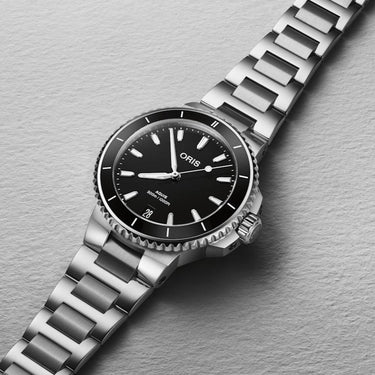 Aquis Date 73377924154MB fra Oris