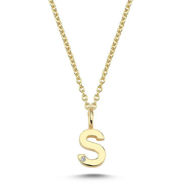 Bogstavvedhæng S m. 1 x 0,005 ct. W/SI 6,5 mm. - 14 kt. Guld fra Nuran