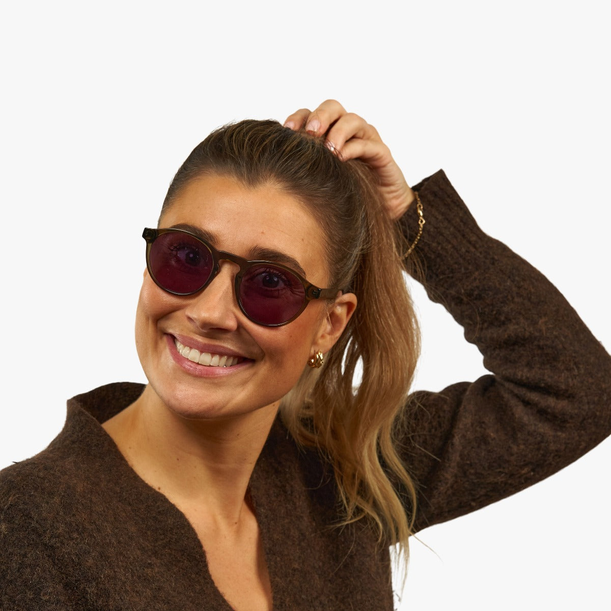 Luxreaders stylish Women's Trondheim Shiny Olive Sunglasses. Made from Acetate in a Round shape.