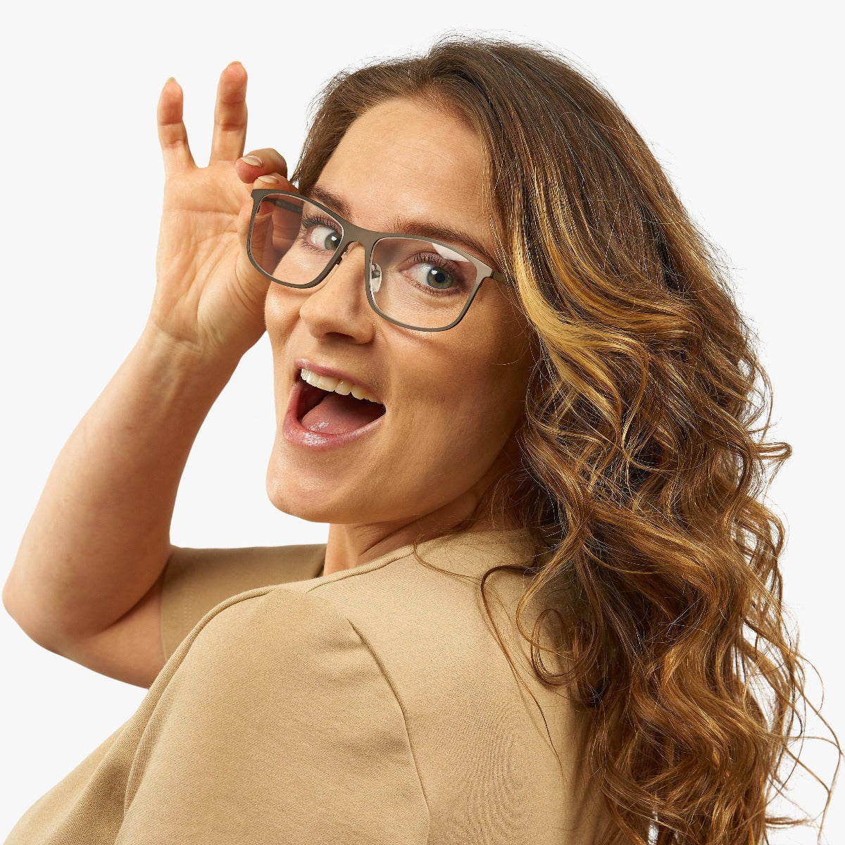 Luxreaders stylish Women's Møn Gun Blue light glasses. Made from Stainless steel in a Rectangle shape.