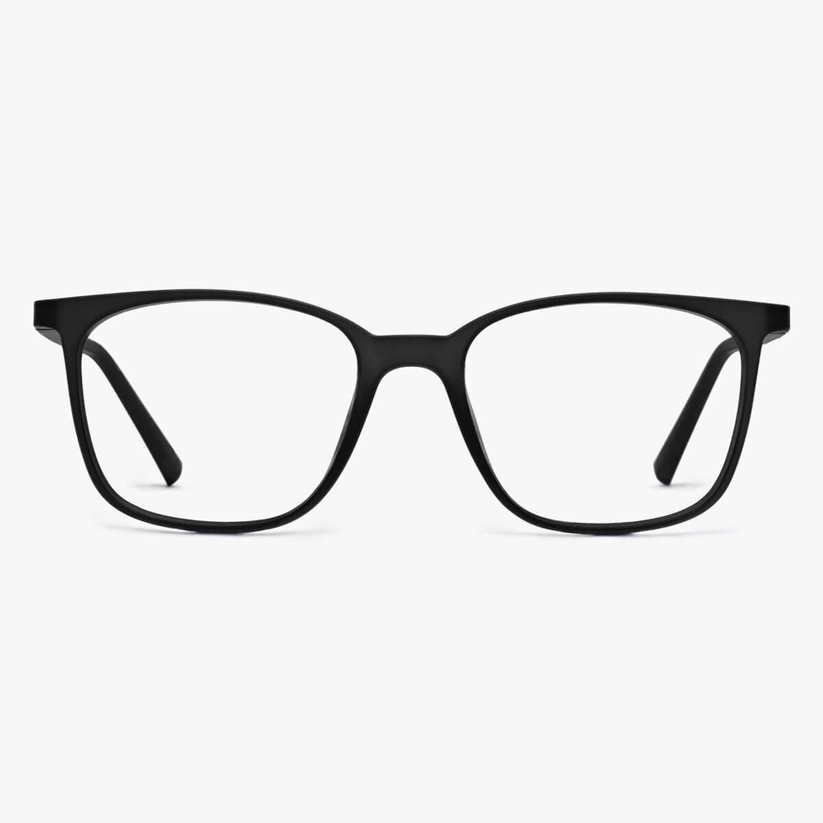 Luxreaders stylish Men's Fyn Black Blue light glasses. Made from Rubber in a Square shape.
