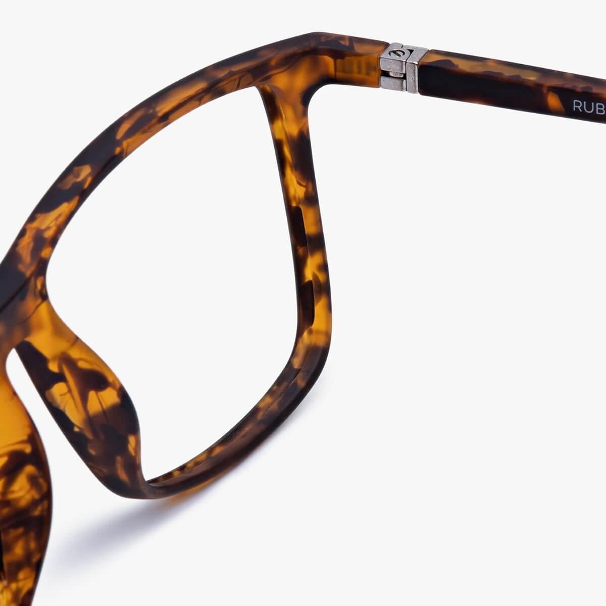 Luxreaders stylish Men's København Turtle Reading glasses. Made from Rubber in a Square shape.