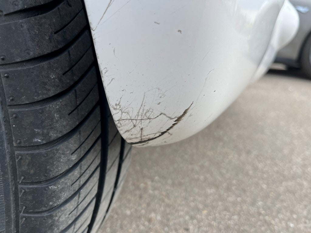 Fjern asfalt fra bil