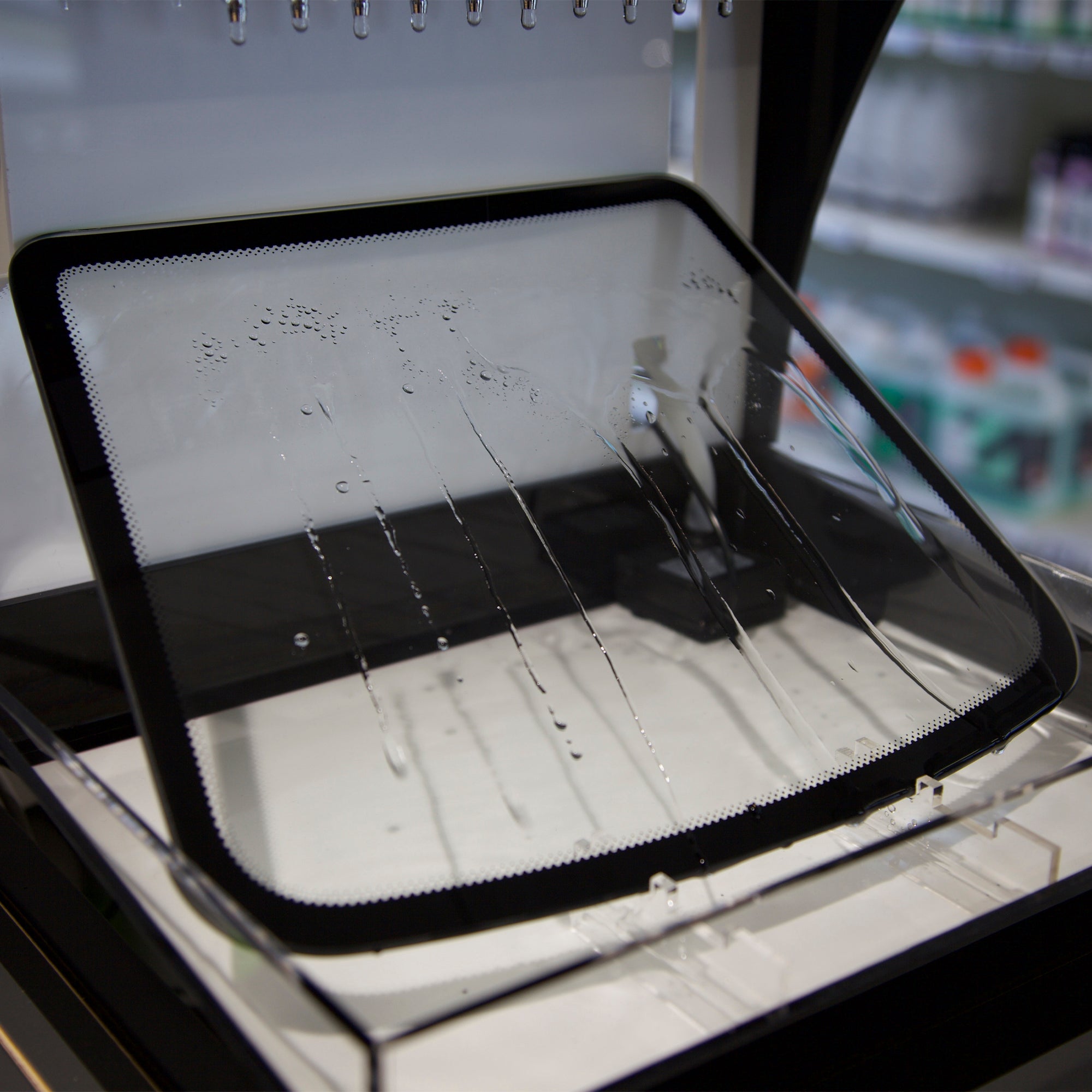 Forrude Model Til Hydrofobisk Test Display